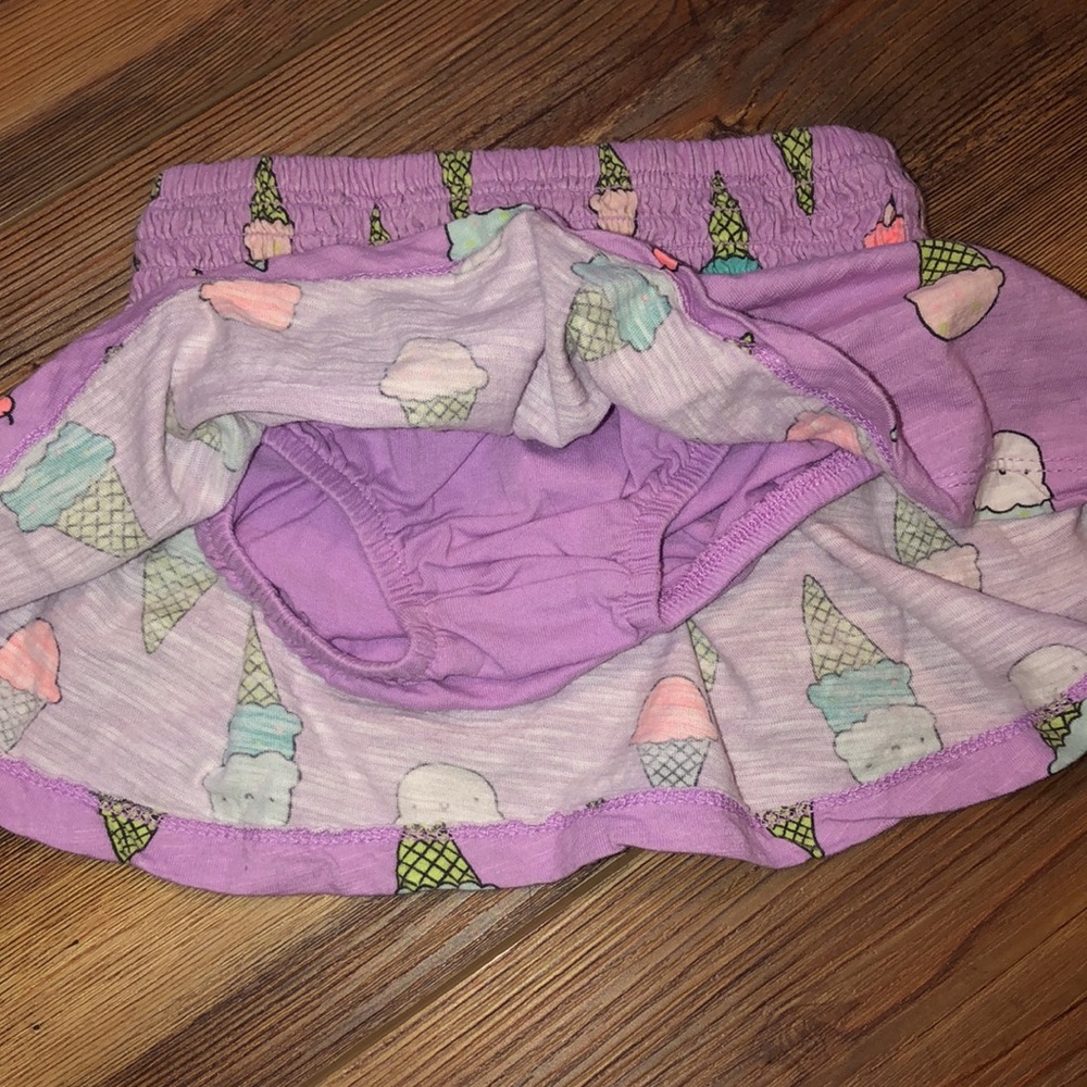 Carter’s outfit bundle - Picture 4 of 5